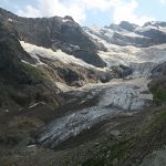 Алибекский ледник - свисает в долину