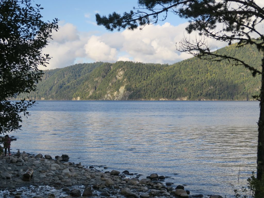 Телецкое озеро - вид на восток