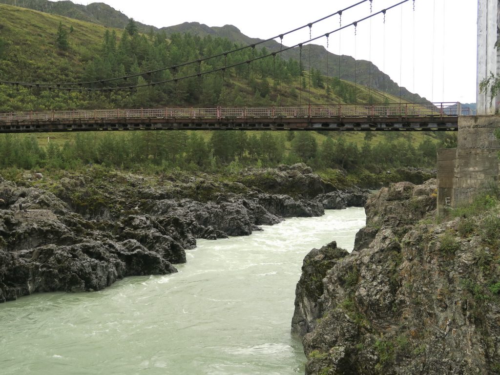 Ороктойский мост Горного Алтая - река Катунь