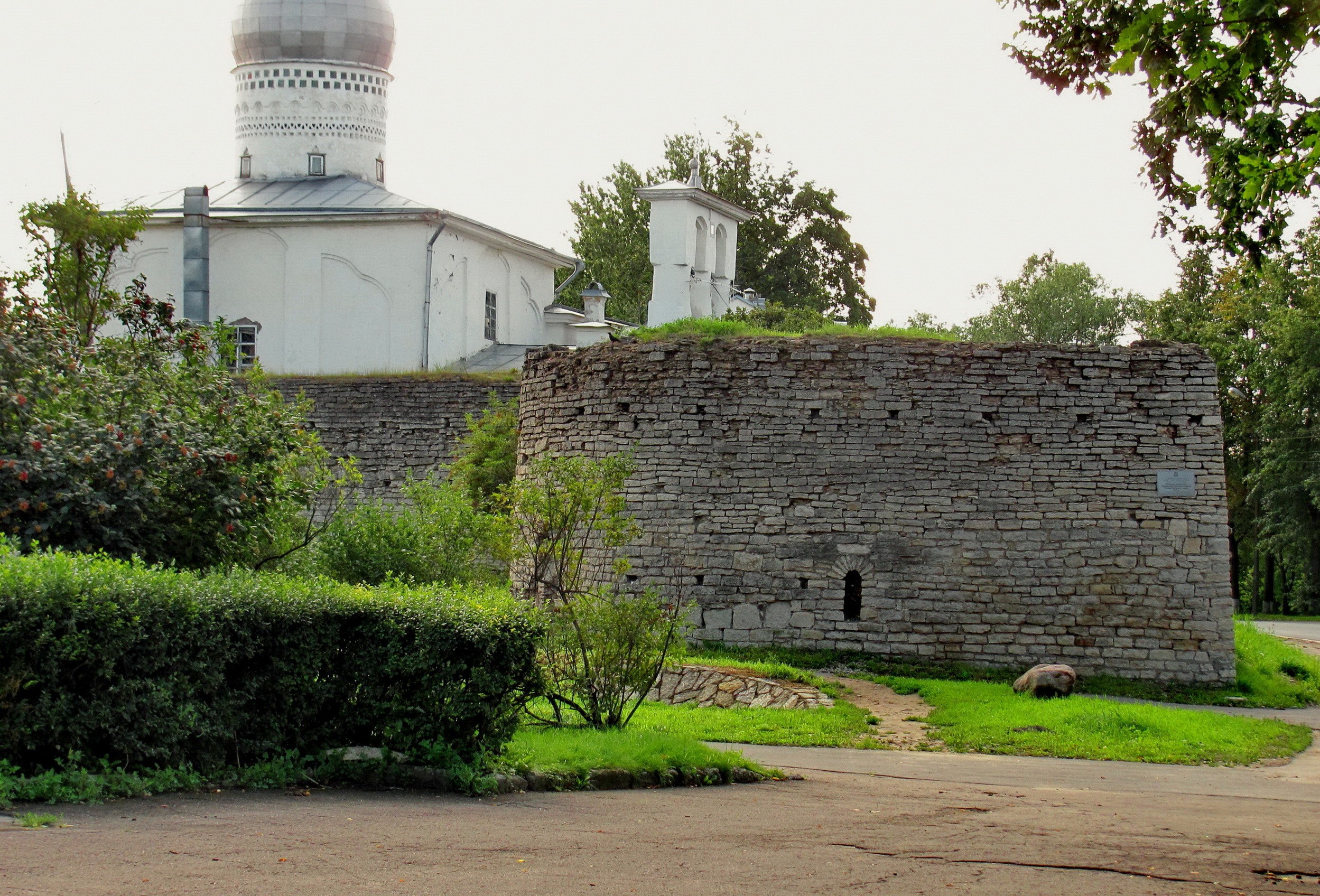 Псковская крепость - Варлаамская башня