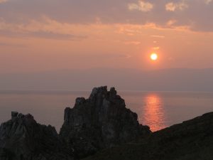 Самый большой остров Байкала - закат