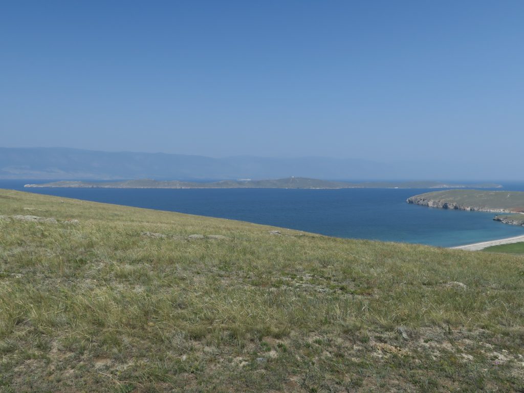 Самый большой остров Байкала - юг острова
